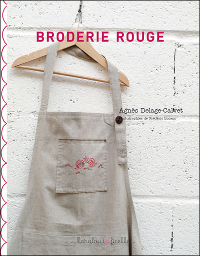 Broderie rouge